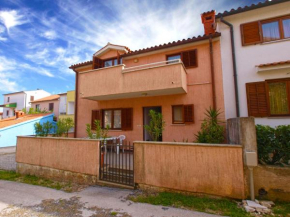 Гостиница House 1058  Пула